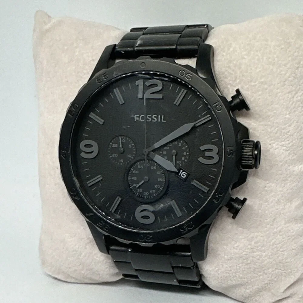 Fossil JR1523 Men's Black Stainless Steel Analog Dial Chronograph Watch HME355